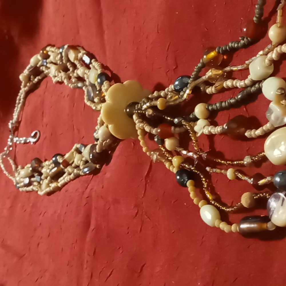 All natural agate stone collar/choker necklace with a stone tassel 16+2 inches
